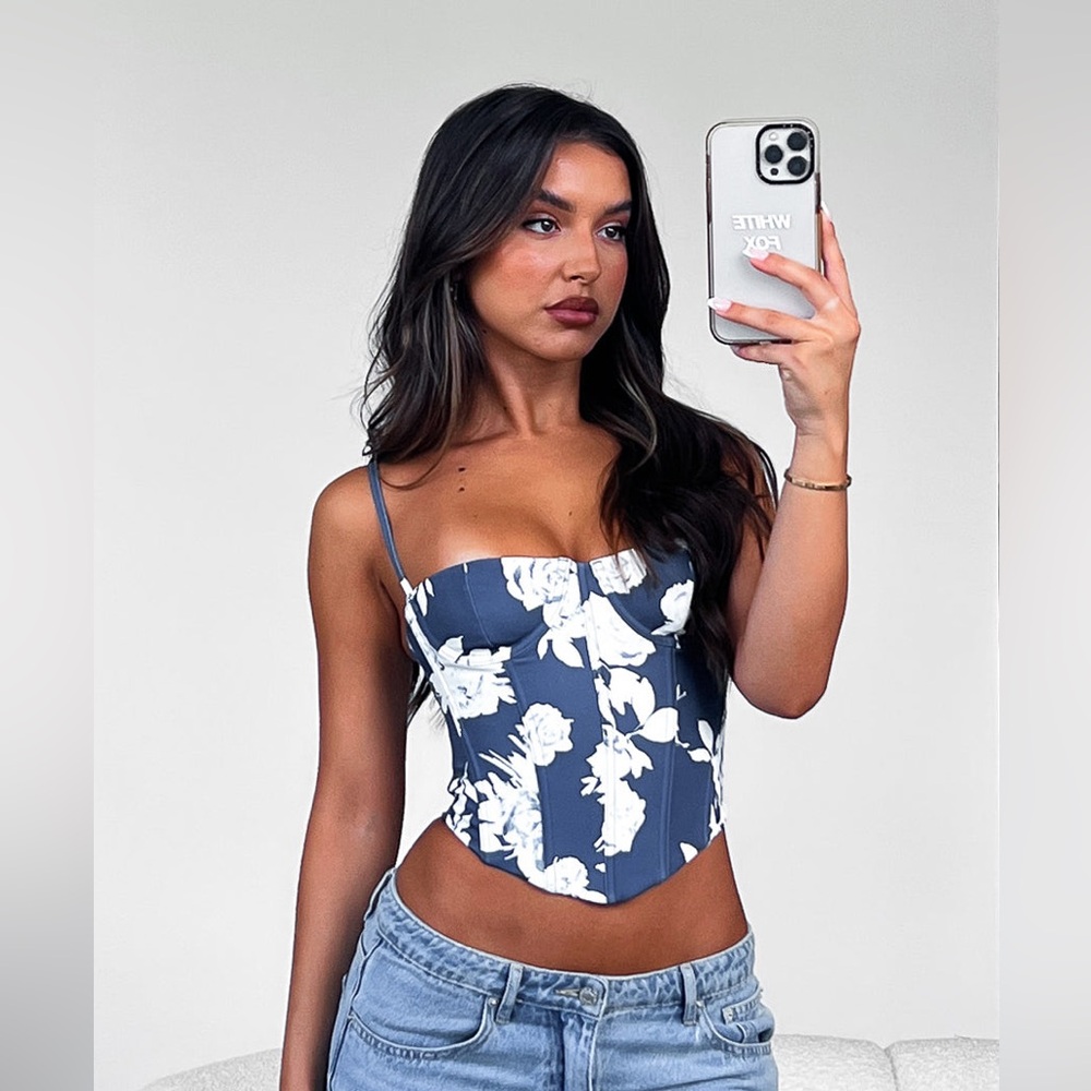 White Fox In The Morning Bustier Navy Rose floral spaghetti straps XS NWT - Picture 5 of 11